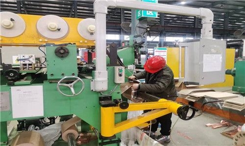 加班加点、完成任务